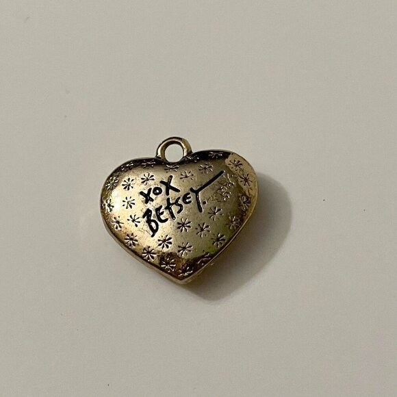 Betsey Johnson Heart Charm Pendant - Picture 10 of 10